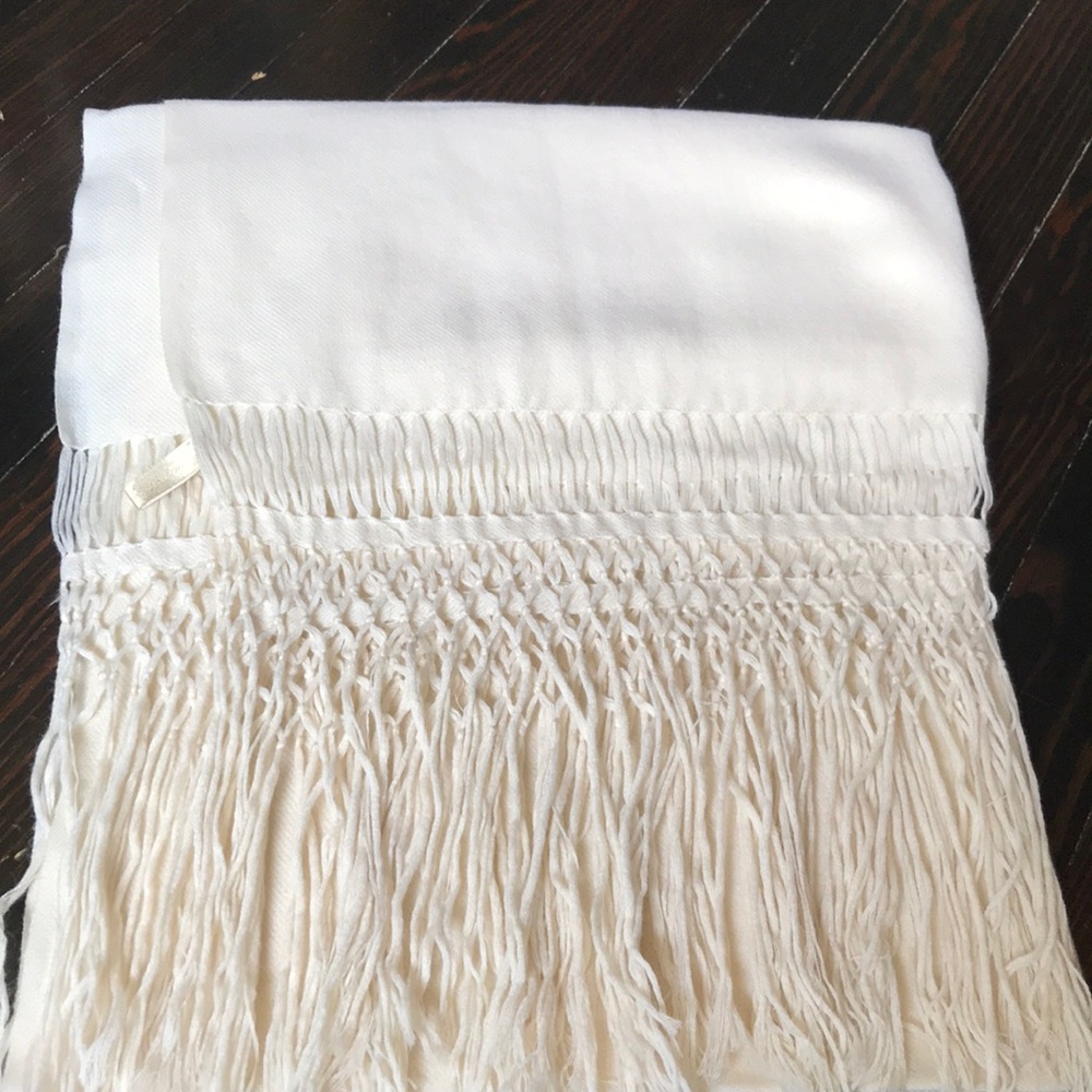 100% Cashmere Scarf